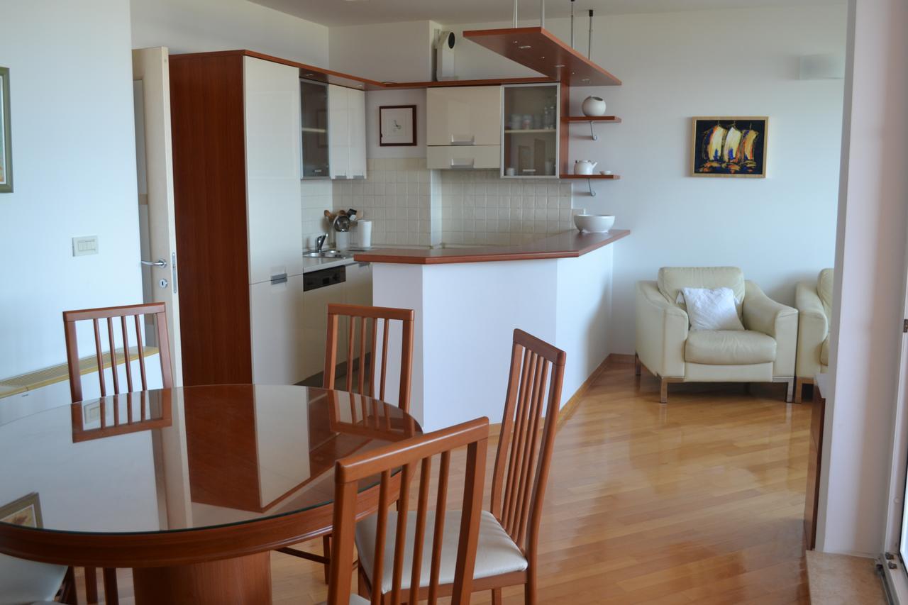 Apartment Sunny Сплит Екстериор снимка